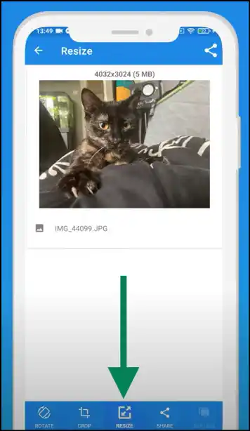 Click Resize to change compression ratio photo on Android